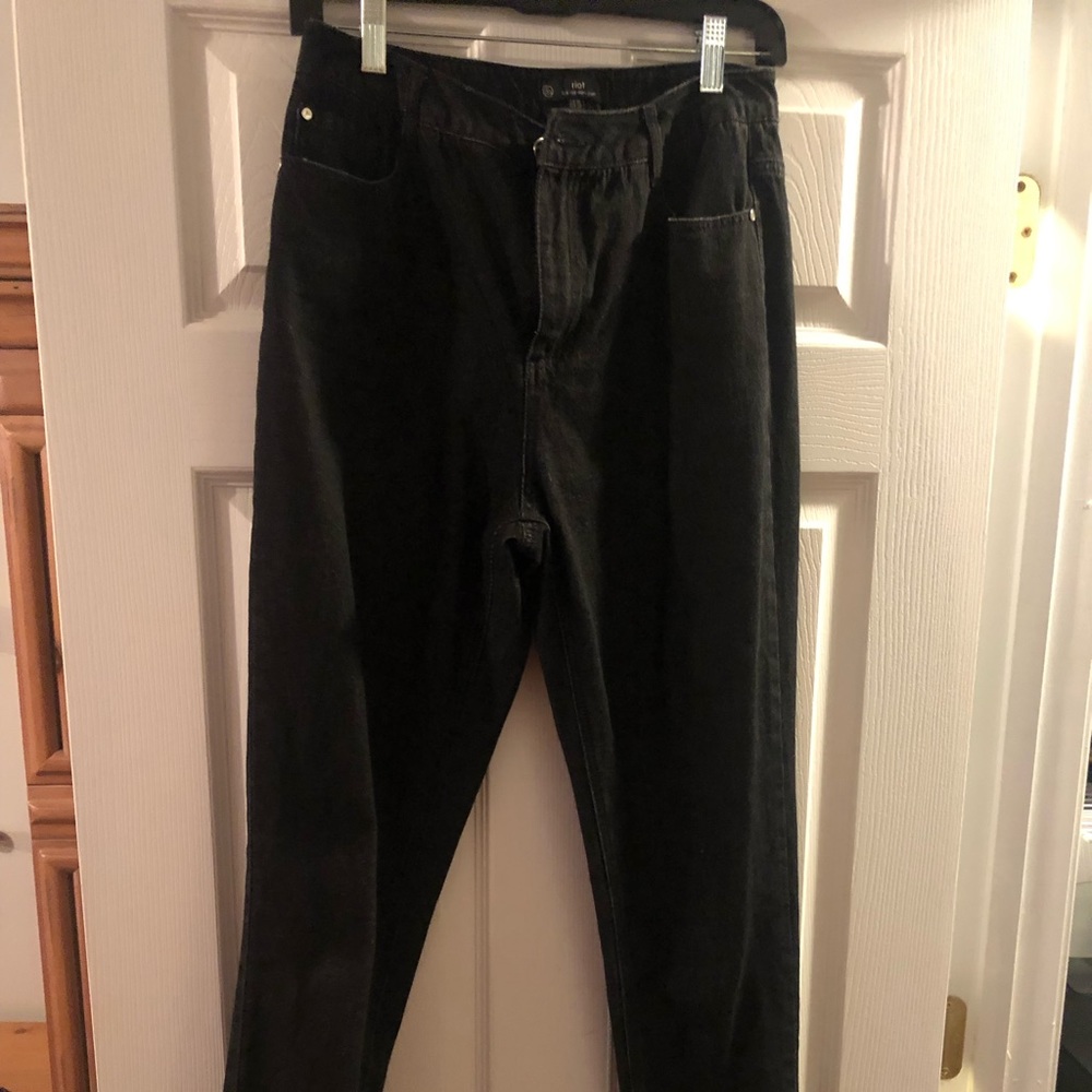 Missguided high rise black mom jeans